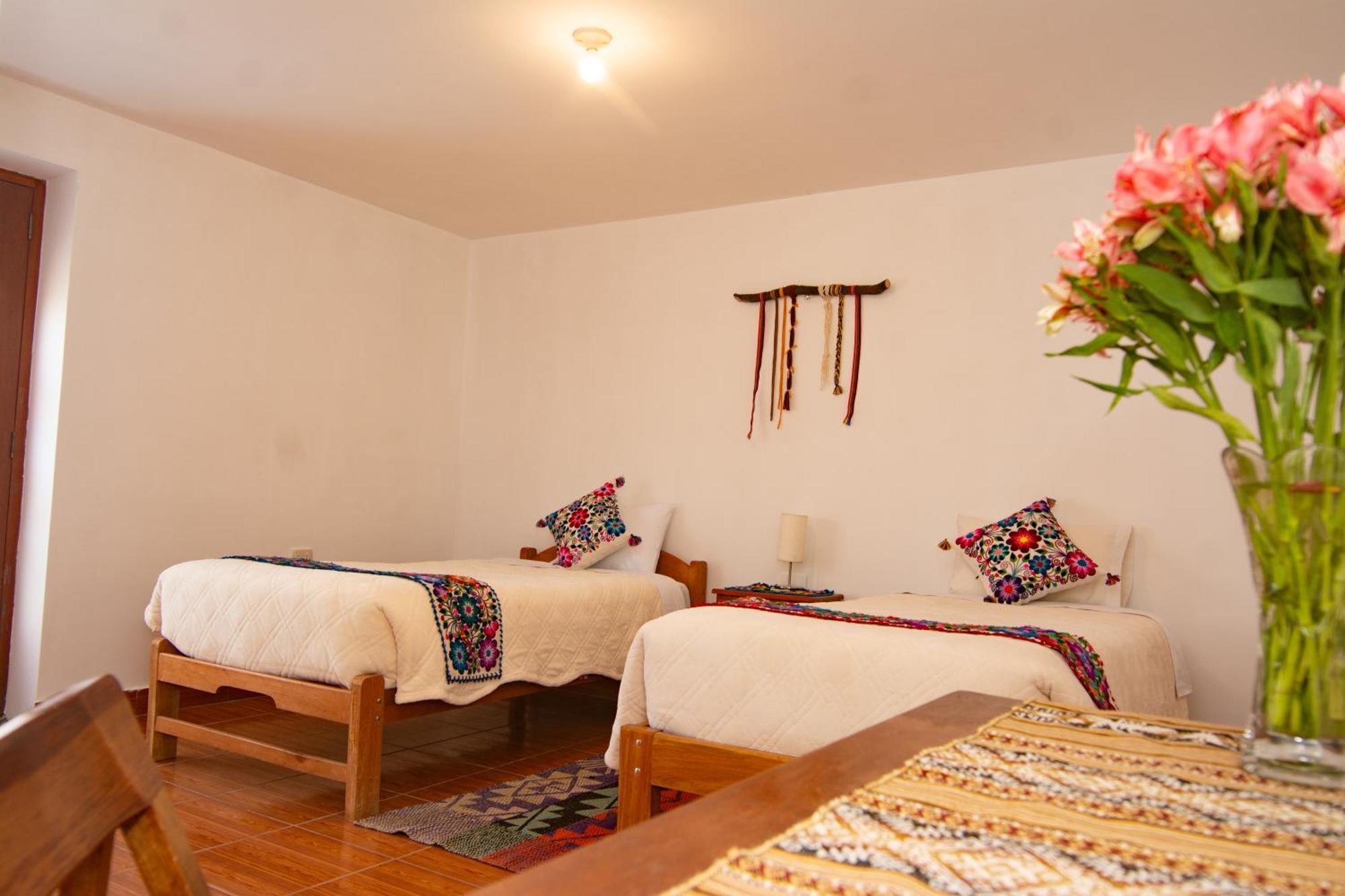 Sacred Valley Mountain Lodge Урубамба Екстериор снимка