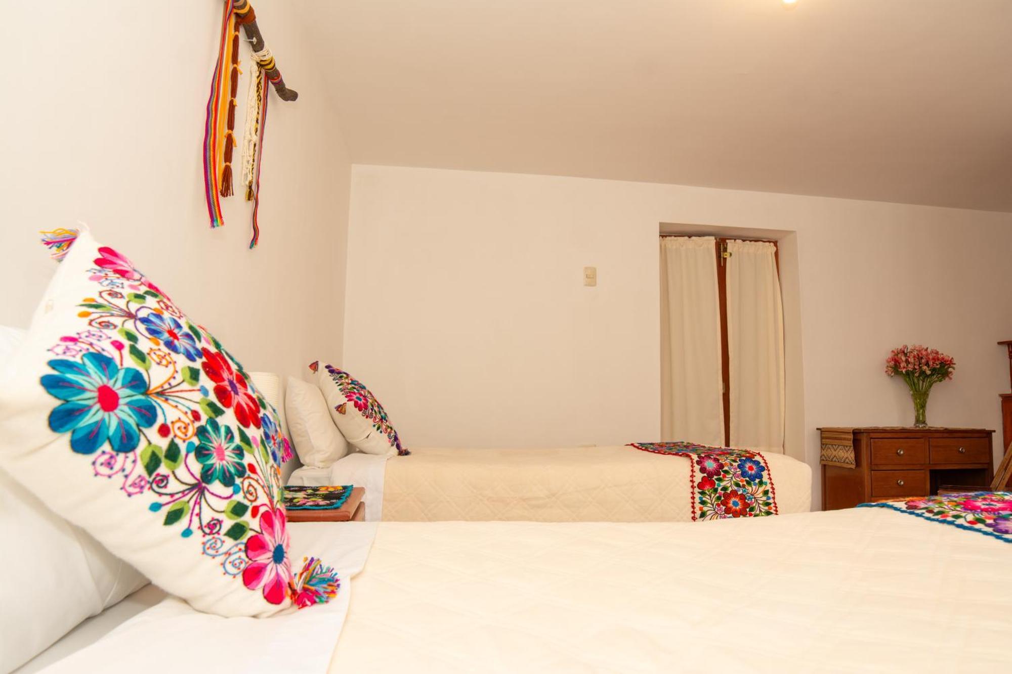 Sacred Valley Mountain Lodge Урубамба Екстериор снимка