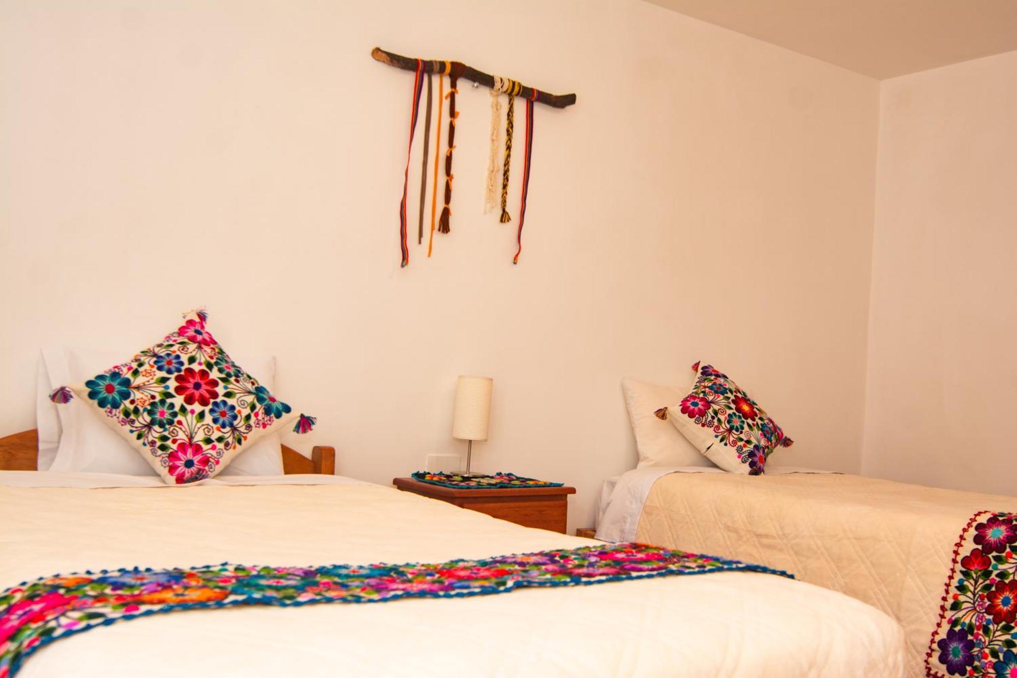 Sacred Valley Mountain Lodge Урубамба Екстериор снимка