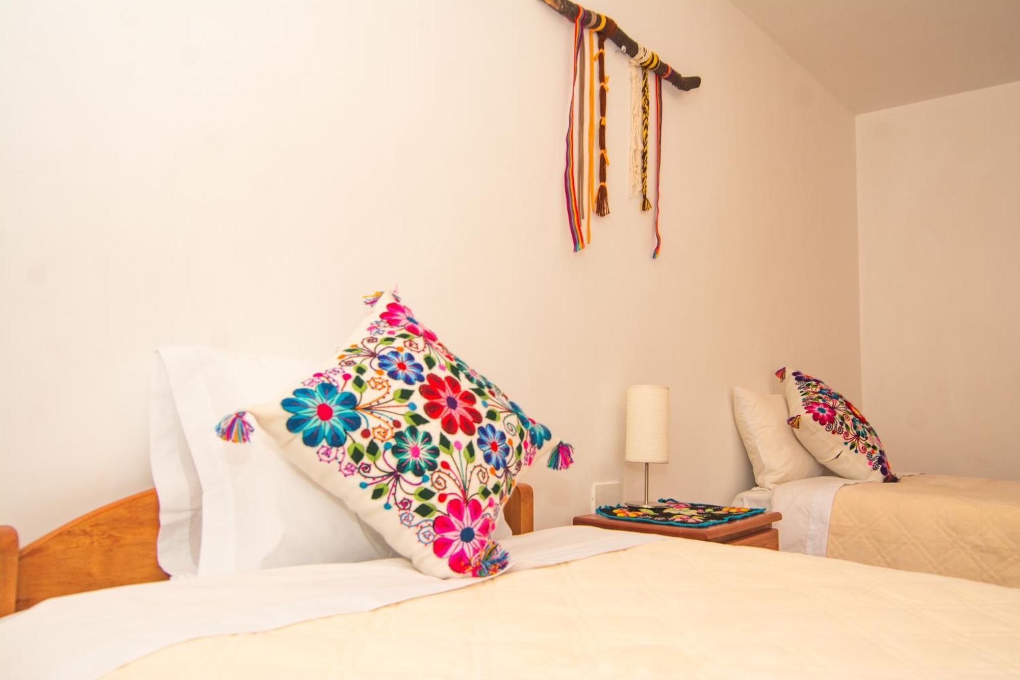 Sacred Valley Mountain Lodge Урубамба Екстериор снимка